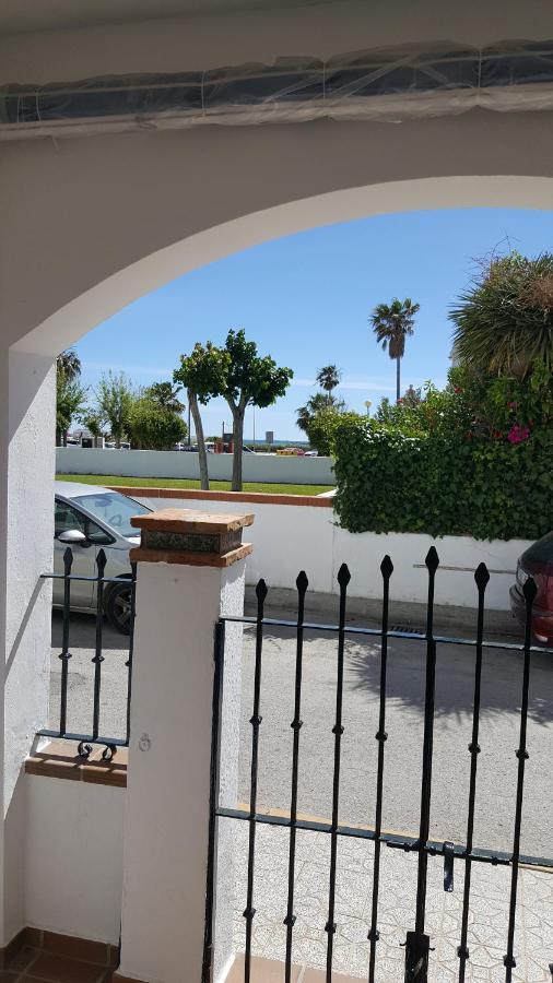 Apartamento En Planta Baja Con Vistar Al Mar Conil De La Frontera Eksteriør billede